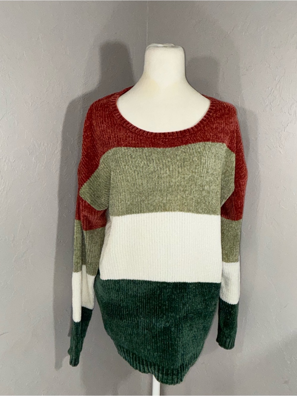 Cozy Colorblock Chenille Tunic Sweater in Red, Olive, White, Forest Green